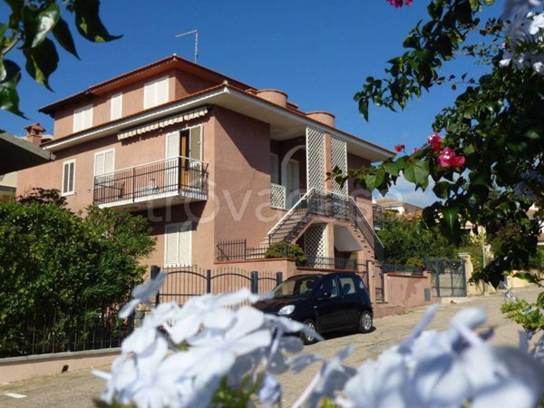 casa indipendente in vendita a Golfo Aranci
