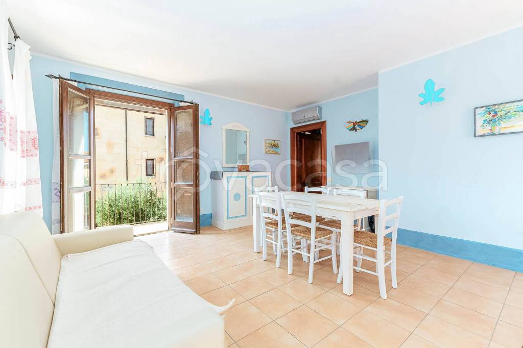 appartamento in vendita a Golfo Aranci