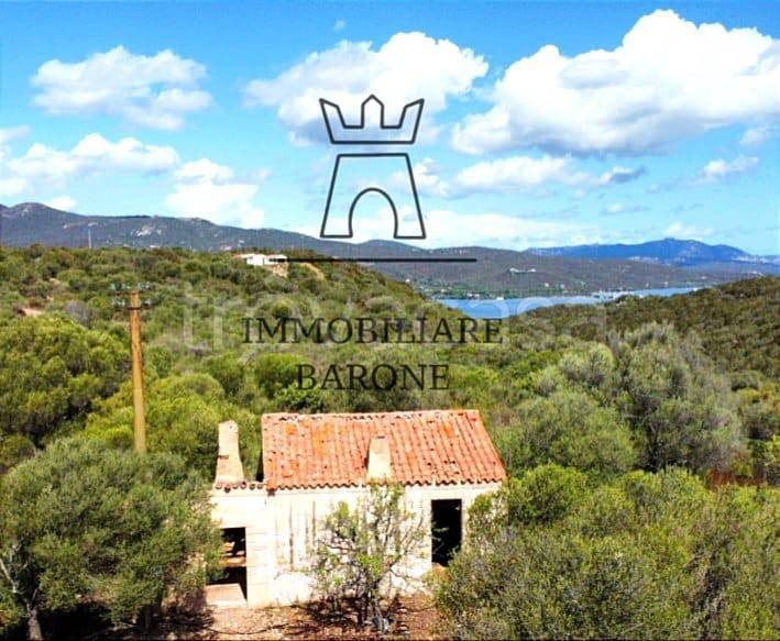 casale in vendita a Golfo Aranci in zona Marinella