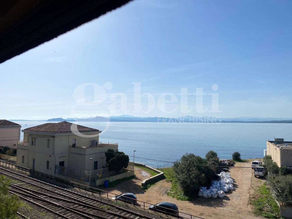 casa indipendente in vendita a Golfo Aranci