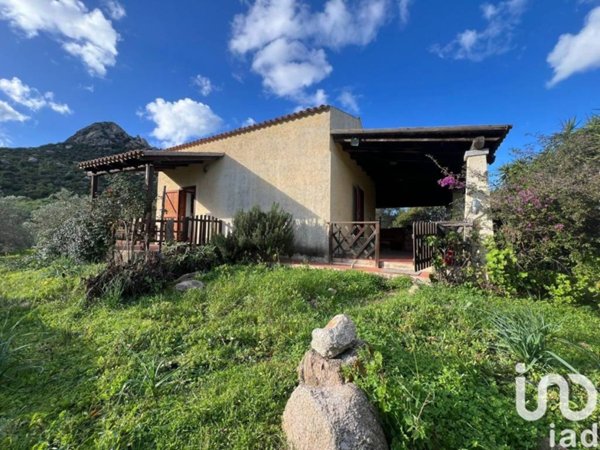 casa indipendente in vendita a Golfo Aranci
