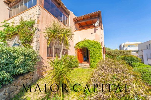 casa indipendente in vendita a Golfo Aranci
