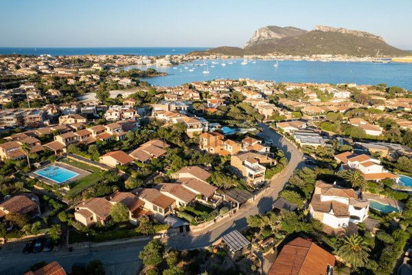 casa indipendente in vendita a Golfo Aranci