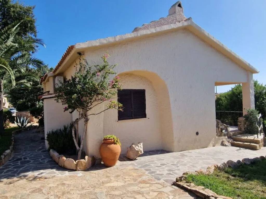 casa indipendente in vendita a Golfo Aranci