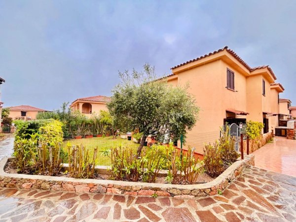 appartamento in vendita a Golfo Aranci