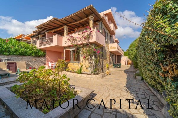 casa indipendente in vendita a Golfo Aranci