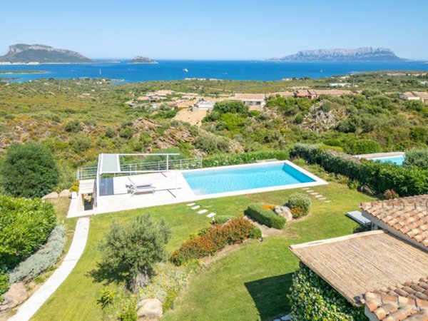 casa indipendente in vendita a Golfo Aranci