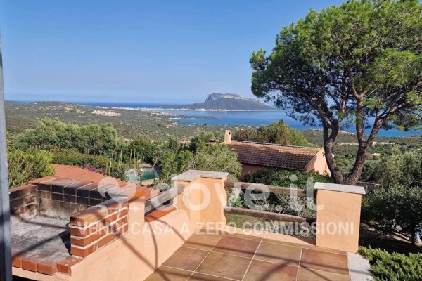 casa indipendente in vendita a Golfo Aranci