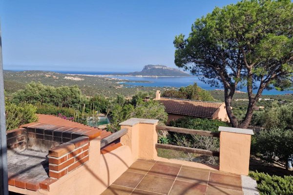 casa indipendente in vendita a Golfo Aranci