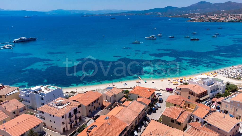 appartamento in vendita a Golfo Aranci