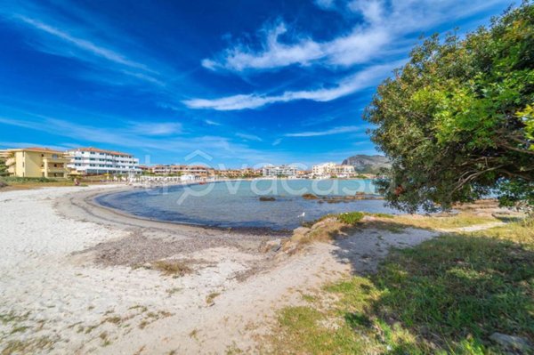 casa indipendente in vendita a Golfo Aranci