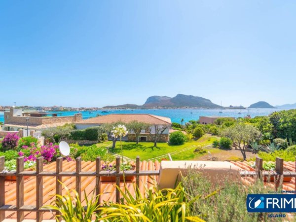 appartamento in vendita a Golfo Aranci