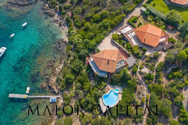 casa indipendente in vendita a Golfo Aranci