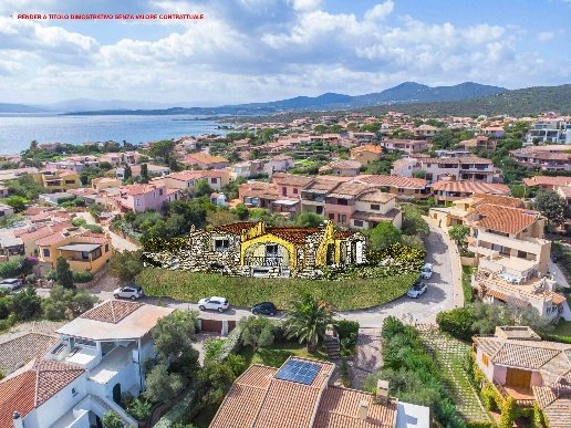 casa indipendente in vendita a Golfo Aranci
