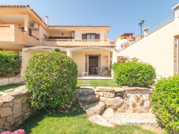 appartamento in vendita a Golfo Aranci in zona Marinella