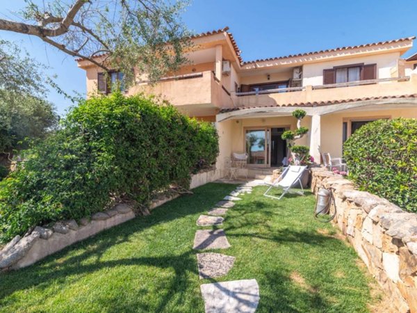 appartamento in vendita a Golfo Aranci in zona Marinella