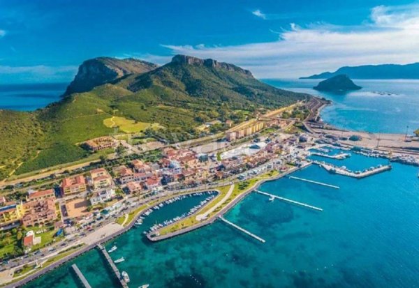 appartamento in vendita a Golfo Aranci