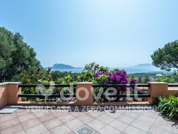 casa indipendente in vendita a Golfo Aranci in zona Marinella