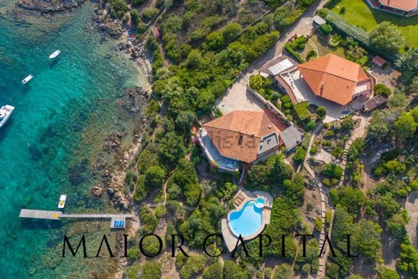 casa indipendente in vendita a Golfo Aranci