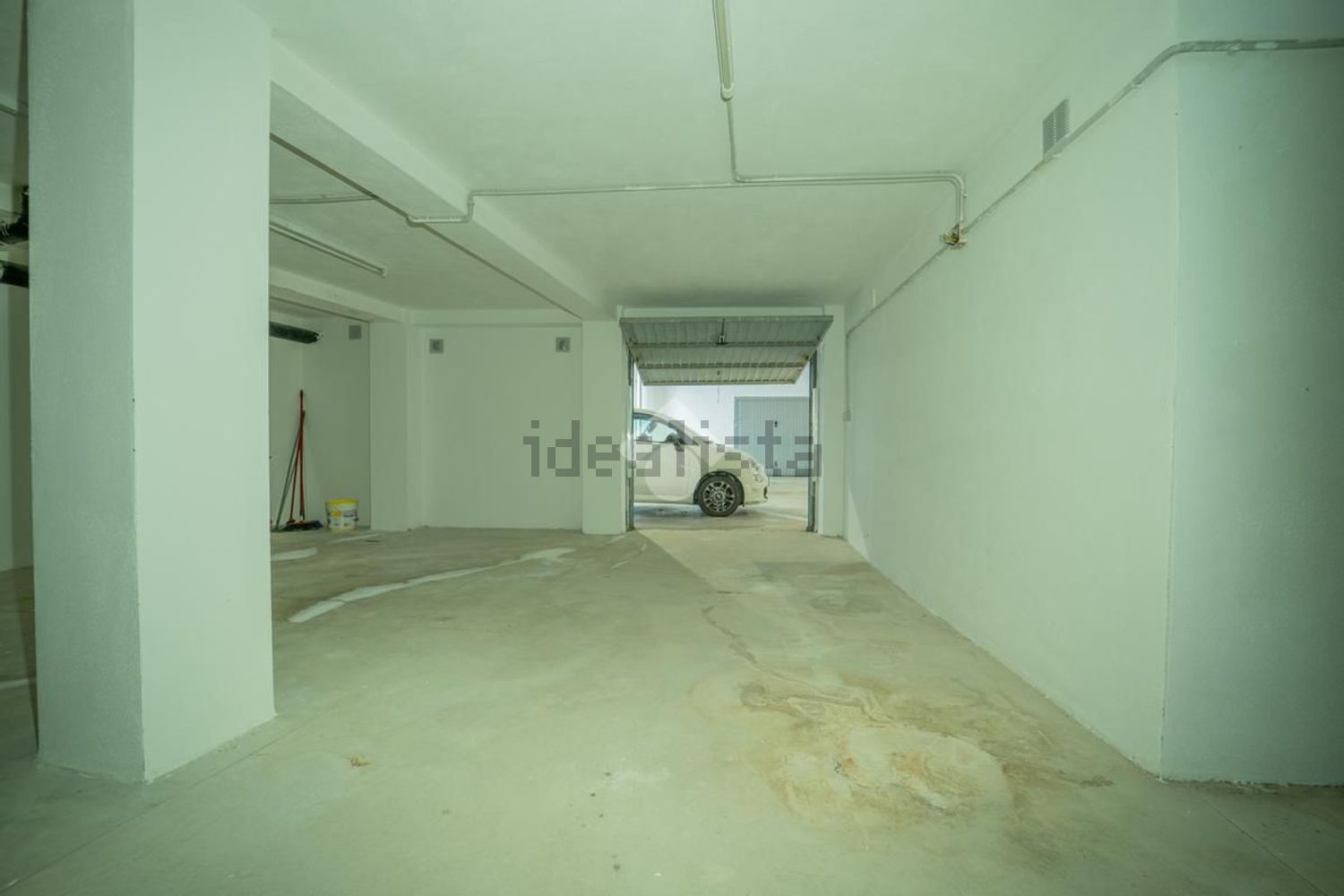 locale di sgombero in vendita a Golfo Aranci