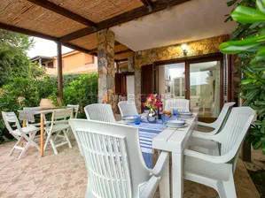 appartamento in vendita a Golfo Aranci in zona Marinella