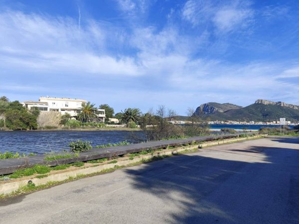 appartamento in vendita a Golfo Aranci