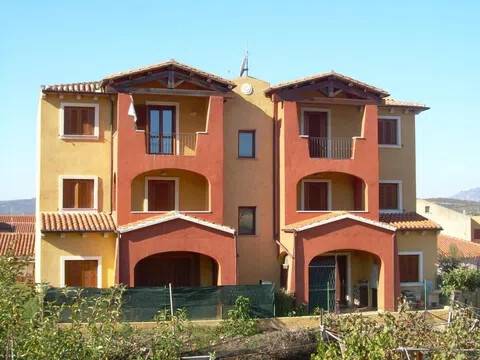 appartamento in vendita a Golfo Aranci in zona Rudalza