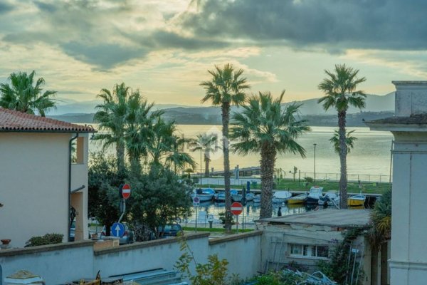 appartamento in vendita a Golfo Aranci