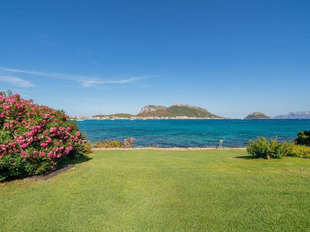 appartamento in vendita a Golfo Aranci