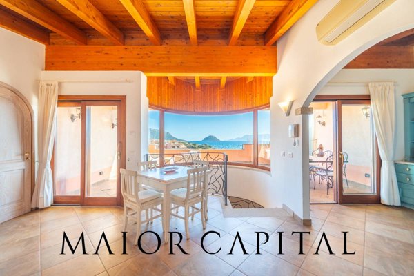 casa indipendente in vendita a Golfo Aranci