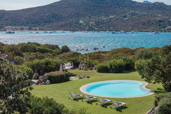 casa indipendente in vendita a Golfo Aranci in zona Marinella