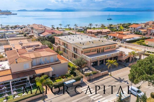 negozio in vendita a Golfo Aranci