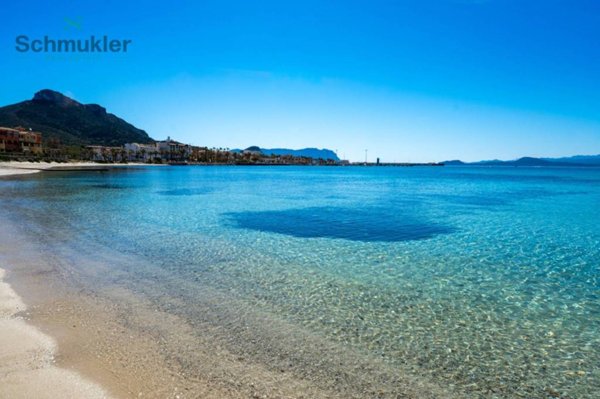 appartamento in vendita a Golfo Aranci