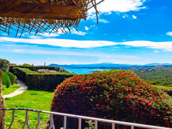casa indipendente in vendita a Golfo Aranci