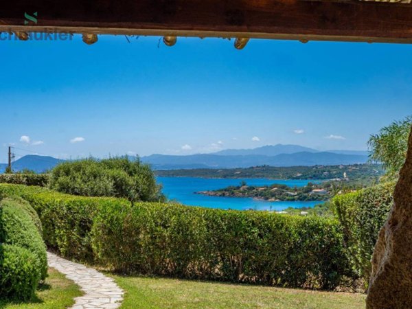 casa indipendente in vendita a Golfo Aranci in zona Marinella