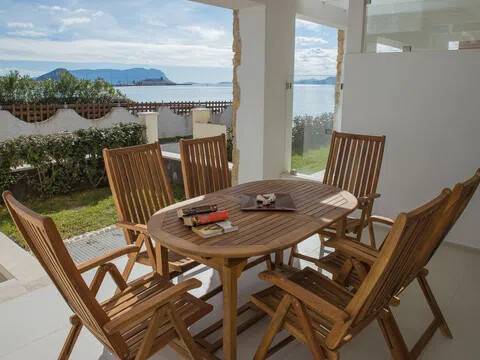 casa indipendente in vendita a Golfo Aranci in zona Rudalza