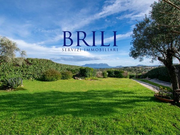 casa indipendente in vendita a Golfo Aranci