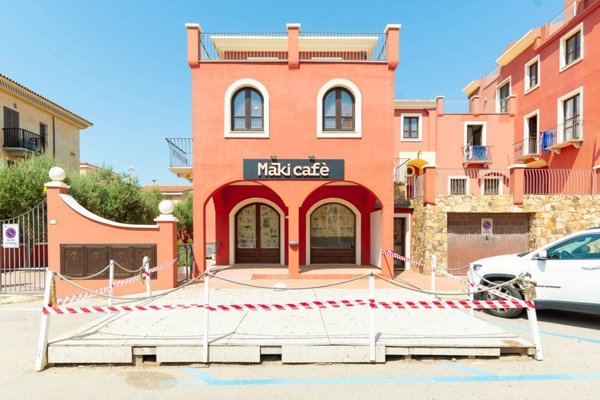negozio in vendita a Golfo Aranci in zona Rudalza