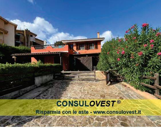 appartamento in vendita a Golfo Aranci in zona Marinella