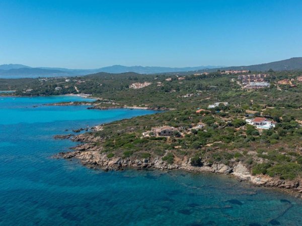 casa indipendente in vendita a Golfo Aranci