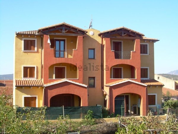 appartamento in vendita a Golfo Aranci in zona Rudalza