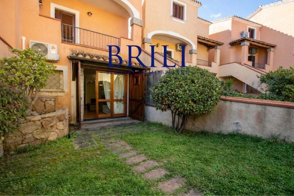 appartamento in vendita a Golfo Aranci in zona Rudalza