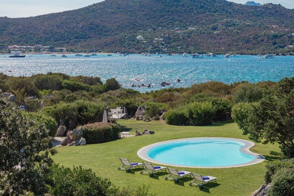 casa indipendente in vendita a Golfo Aranci in zona Marinella