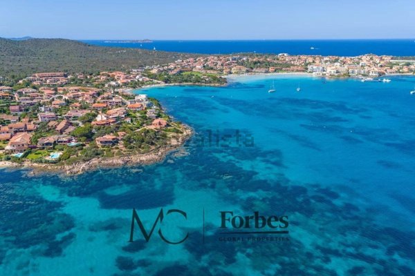 casa indipendente in vendita a Golfo Aranci in zona Rudalza