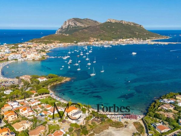 casa indipendente in vendita a Golfo Aranci in zona Rudalza