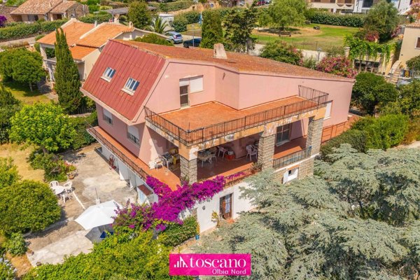 casa indipendente in vendita a Golfo Aranci in zona Marinella