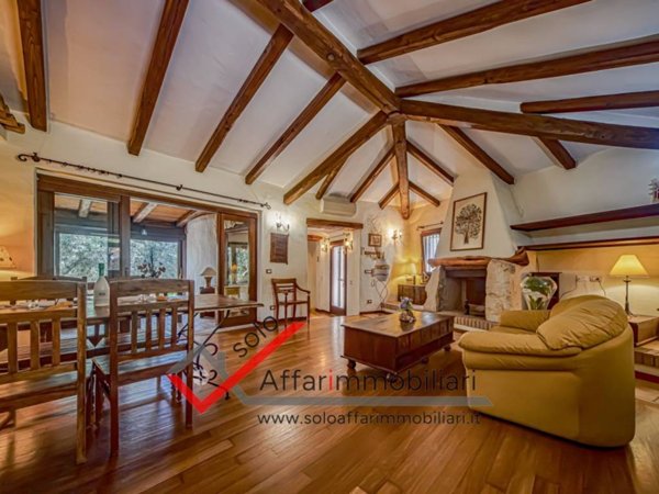 casa indipendente in vendita a Loiri Porto San Paolo in zona Trudda