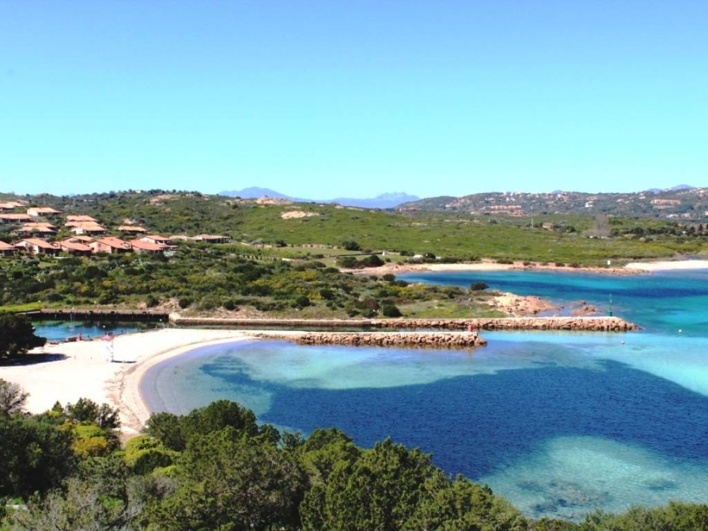 casa indipendente in vendita a Loiri Porto San Paolo