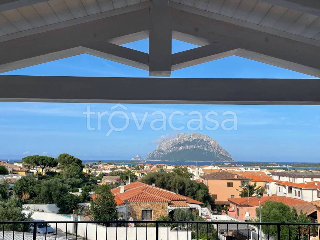 casa indipendente in vendita a Loiri Porto San Paolo