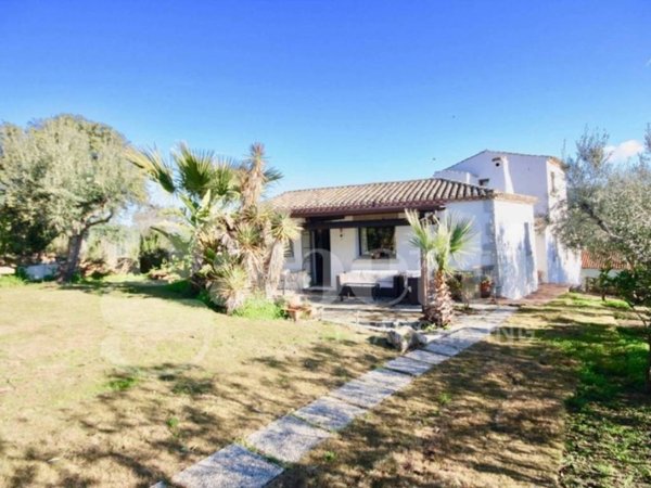 casa indipendente in vendita a Loiri Porto San Paolo in zona Trudda